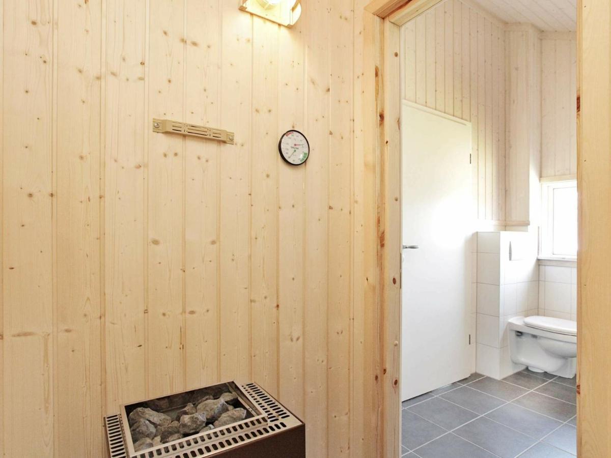 6 Person Holiday Home In Gro Enbrode Großenbrode エクステリア 写真